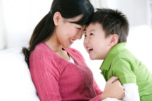 Cách làm con phát chán của mẹ việt