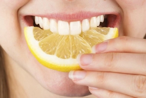 Cách làm trắng răng tại nhà đơn giản mà siêu hiệu quả