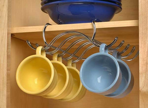 Cách xếp gọn cốc chén trong nhà