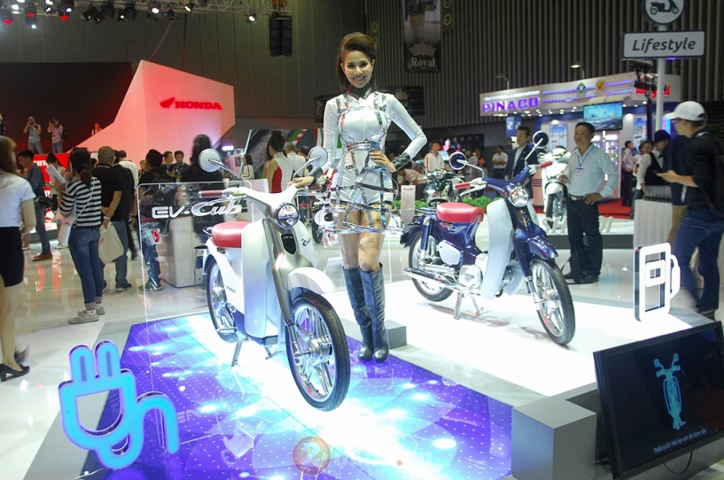 Cận cảnh siêu phẩm honda cub trình làng năm 2016