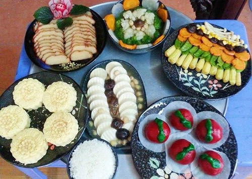 Chị em chia sẻ mâm cỗ cúng rằm tháng giêng