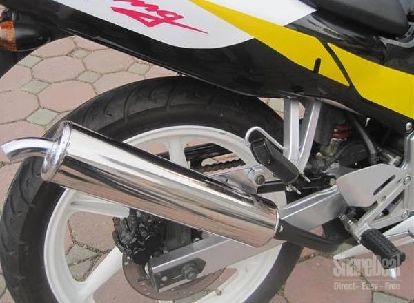 Chiêm ngưỡng siêu phẩm honda nsr rr mạnh mẽ giữa đường phố