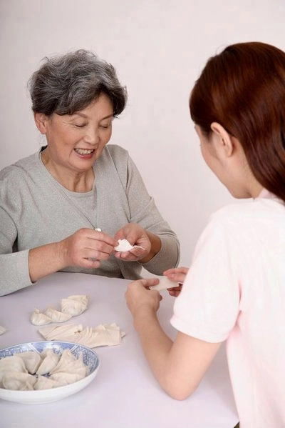 Con ơi nếu sống quá khổ thì về với mẹ