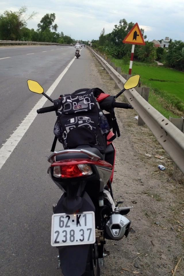 điên thủ cùng honda winner 150 với 1995km