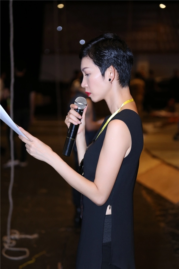 Đỗ mạnh cường vét sạch top model cho show xuân hè 2016