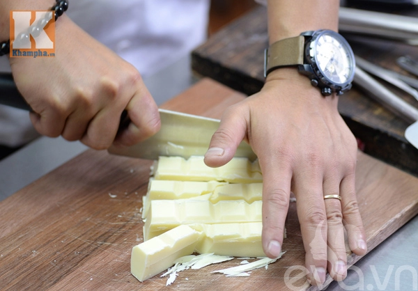 Độc đáo với bánh mousse socola vị phở