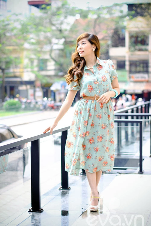 Eva đẹp cô chủ shop mê mệt váy maxi