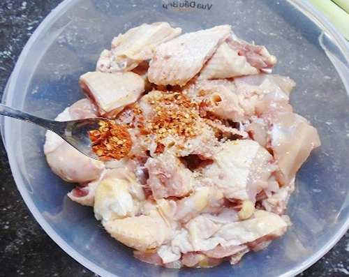 Gà xào cay ăn ngay kẻo hết