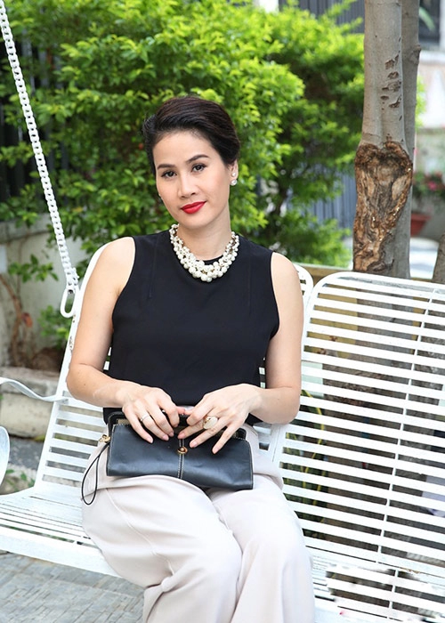 Giải mã vẻ đẹp tuổi 37 của thân thúy hà