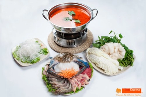 Gợi ý menu ẩm thực 4 phương cho tiệc tất niên