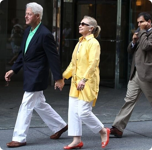 Hillary clinton - nữ chính trị gia đi đầu các xu hướng thời trang