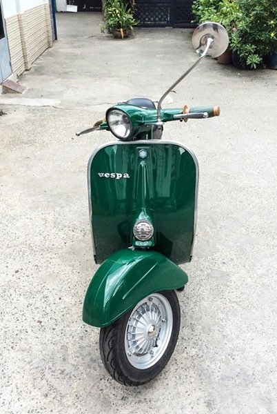 Hình ảnh chiếc vespa được dọn lên từ mini 100 dùng lòng dr 130cc