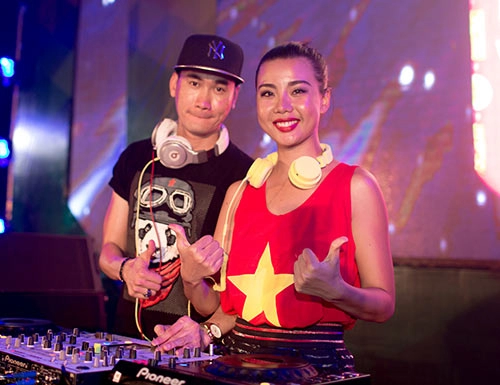 Hoàng yến trẻ trung nhí nhảnh bên dj ngoại quốc