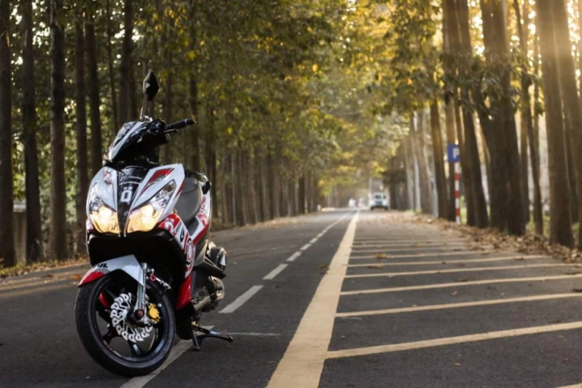 Honda air blade độ thể thao và phong cách của biker việt