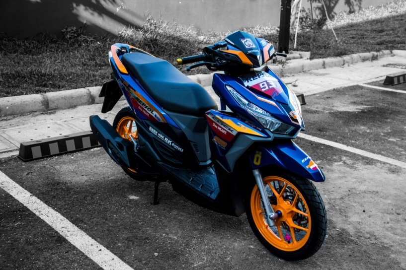 Honda click 125i đầy cá tính trong bộ cánh repsol