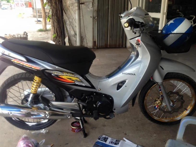 Honda future 2 dọn phong cách wave 125 đầy chất chơi
