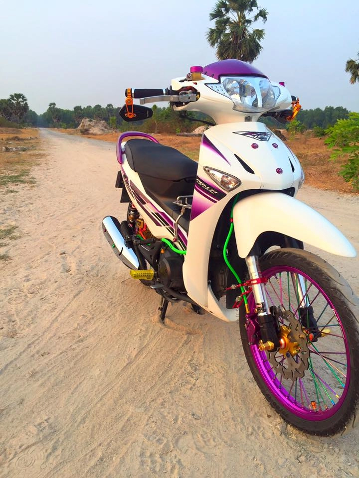 Honda future neo độ nổi bật và bắt mắt với dàn đồ chơi kiểng