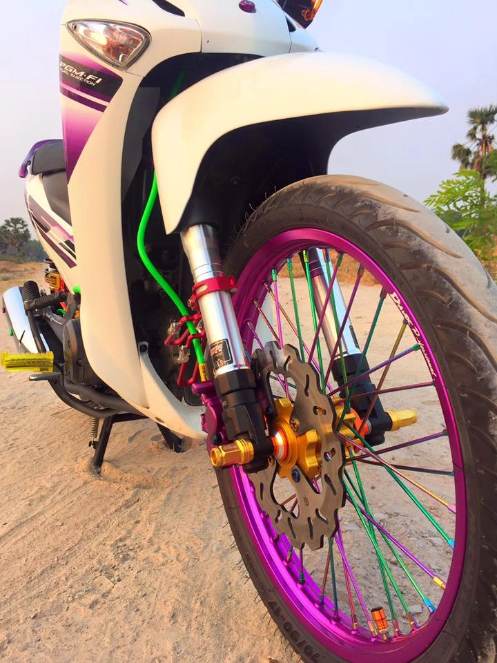 Honda future neo độ nổi bật và bắt mắt với dàn đồ chơi kiểng