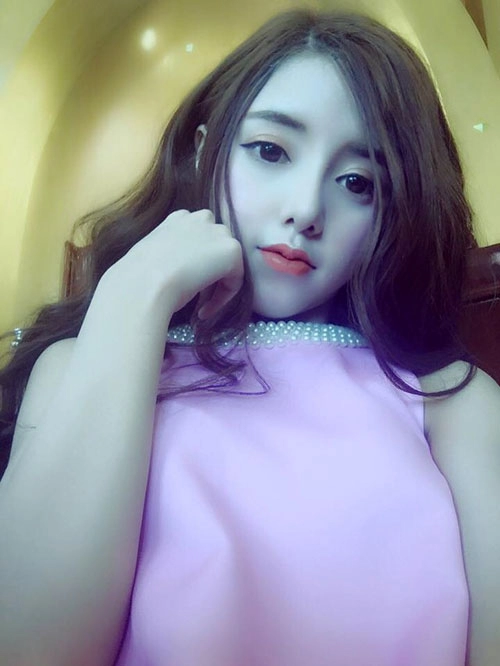 hot girl trang điểm như hề thay đổi chóng mặt sau pttm