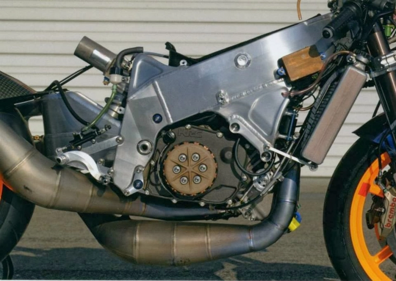 Huyền thoại honda nsr 500 sống dậy cùng đam mê