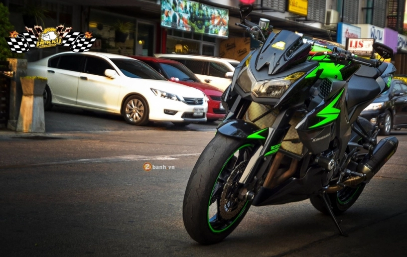 Kawasaki z1000 đầy ấn tượng với bản độ đơn giản và phong cách