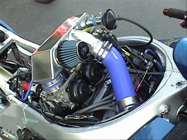 Kawasaki zx9r độ turbo tốc độ ngoài 300kmh