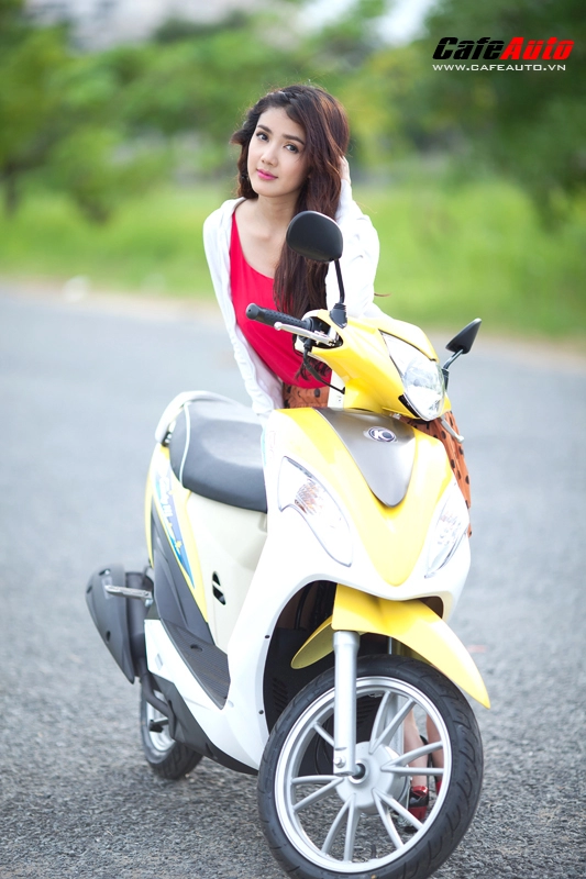 Kymco candy 50 so dáng cùng hot girl linh napie