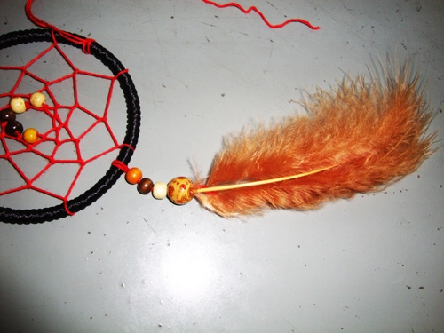 Làm dream catcher - món quà gây sốt từ phim những người thừa kế