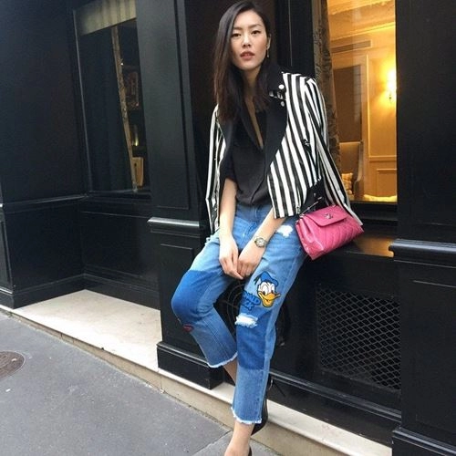 Làm mới chiếc quần jeans cũ kỹ sành điệu như liu wen