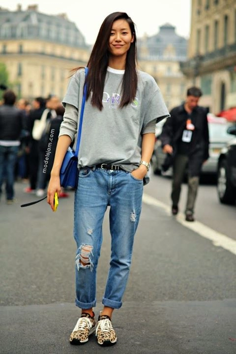 Làm mới chiếc quần jeans cũ kỹ sành điệu như liu wen