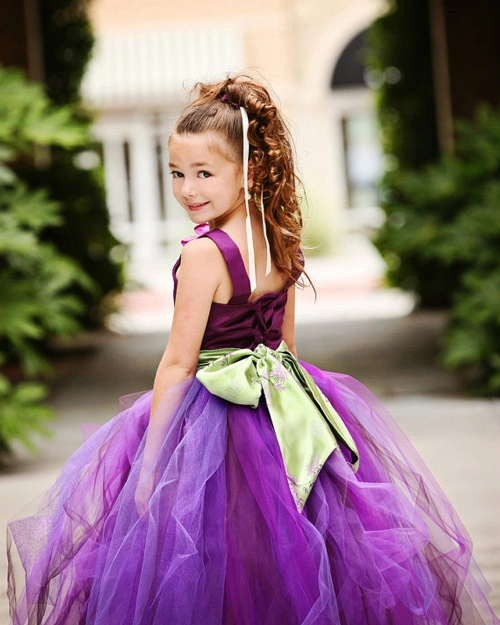 Làm váy công chúa cho con gái chỉ bằng màn tuyn