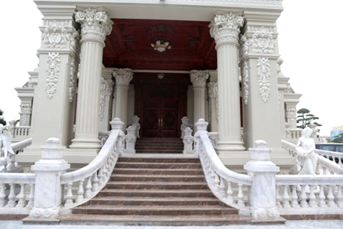 Lâu đài 2700m2 hoành tráng ở hà nam