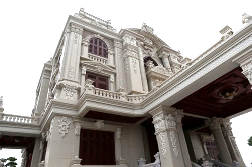 Lâu đài 2700m2 hoành tráng ở hà nam