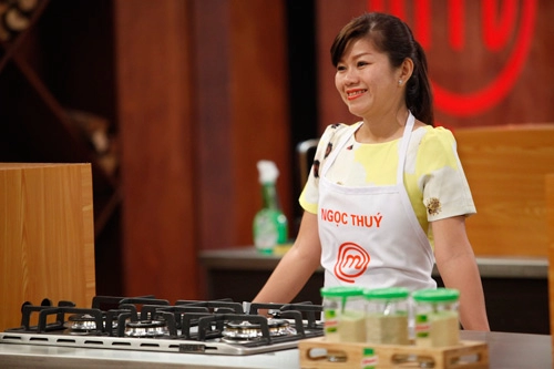 Masterchef việt phấn khích với chiếc hộp bí mật