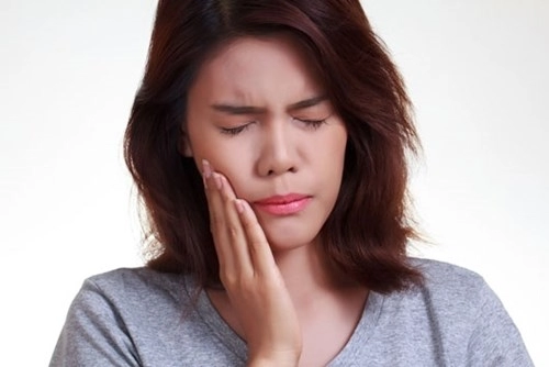 Nhổ răng khôn có gây chết người hay mắc bệnh thần kinh