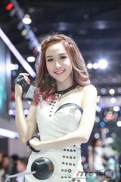 Những bóng hồng vô cùng xinh đẹp tại triển lãm bangkok motor show 2016