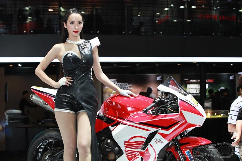 Những bóng hồng vô cùng xinh đẹp tại triển lãm bangkok motor show 2016