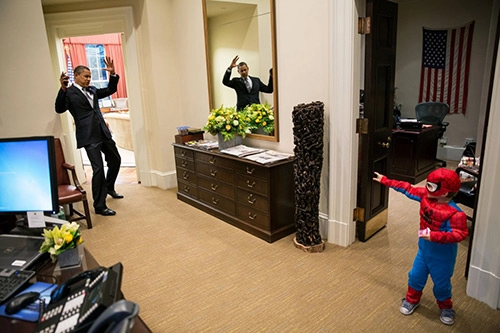 Những hình ảnh chứng minh tình yêu trẻ của tổng thống obama