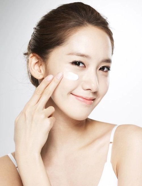 Những nguyên nhân gây ra nếp nhăn trên mặt
