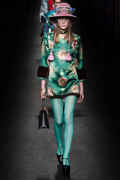 Những quý cô gucci đẹp nghẹt thở khai màn milan fw