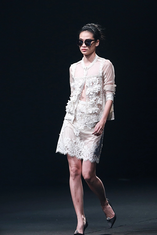 Những quý cô sang chảnh của elle fashion show 2015