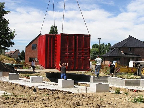 Quá trình xây dựng nhà container