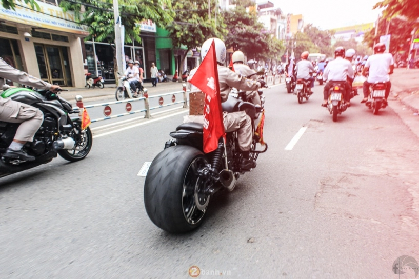 Quái thú yamaha vmax độ bánh béo hầm hố tại đất biên hòa