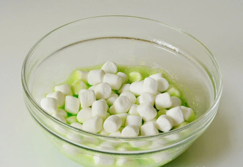 Thạch vị chanh cuộn marshmallow đầy hấp dẫn