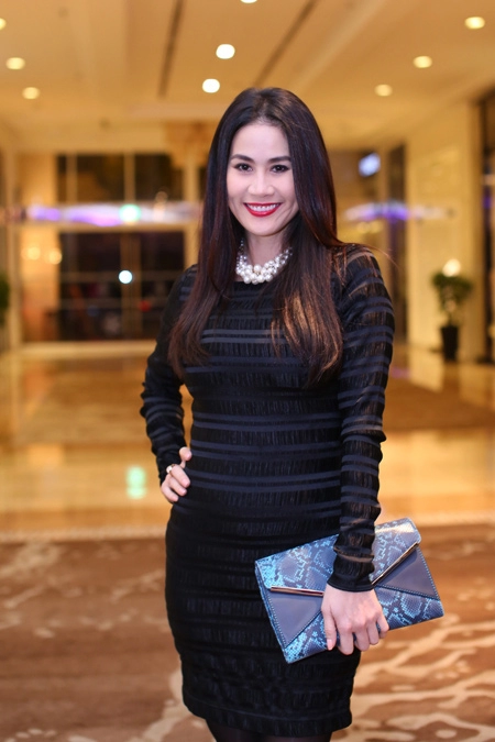 Thời trang của ba gái một con tên hà hot nhất vbiz