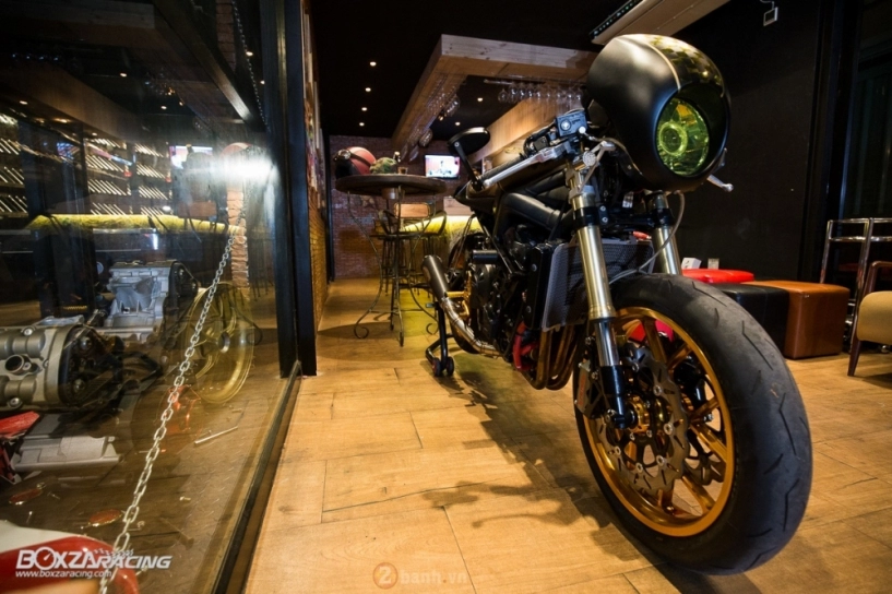 Triumph street triple 675 siêu ấn tượng trong bản độ cafe racer