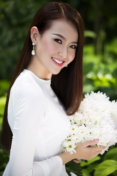 Ứng viên hoa hậu hoàn vũ vn 2015 rạng ngời trước giờ g