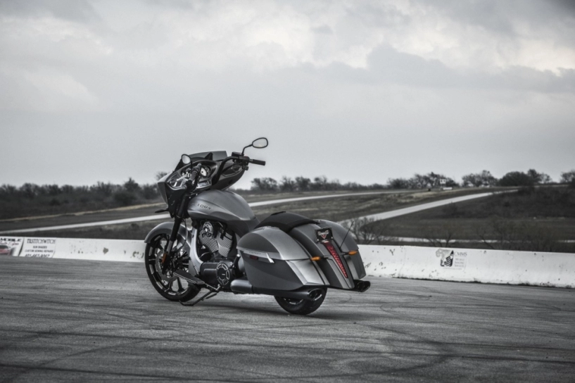 Victory magnum x-1 stealth edition mẫu bagger hàng khủng chính thức ra mắt