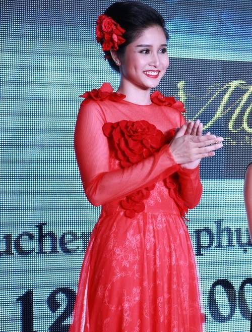 Vợ phan thanh bình mũm mĩm làm vedette