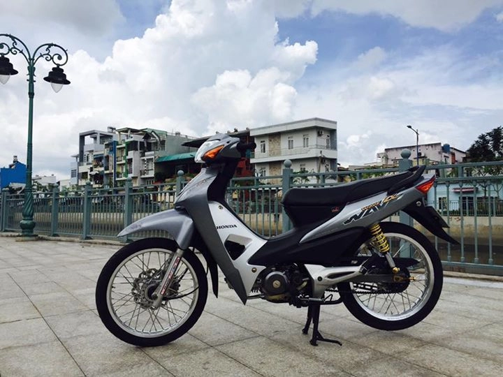 Wave độ full ốc vàng bình dream lùn 125 niềng nhôm biker